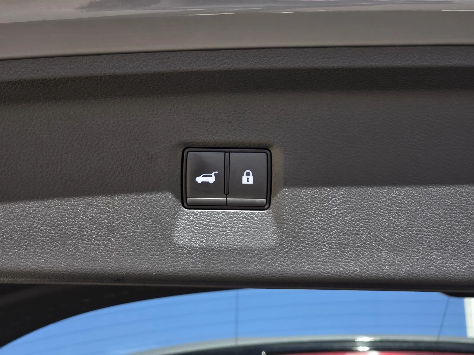 Used 2025 Harbor Gray INFINITI SENSORY image 12