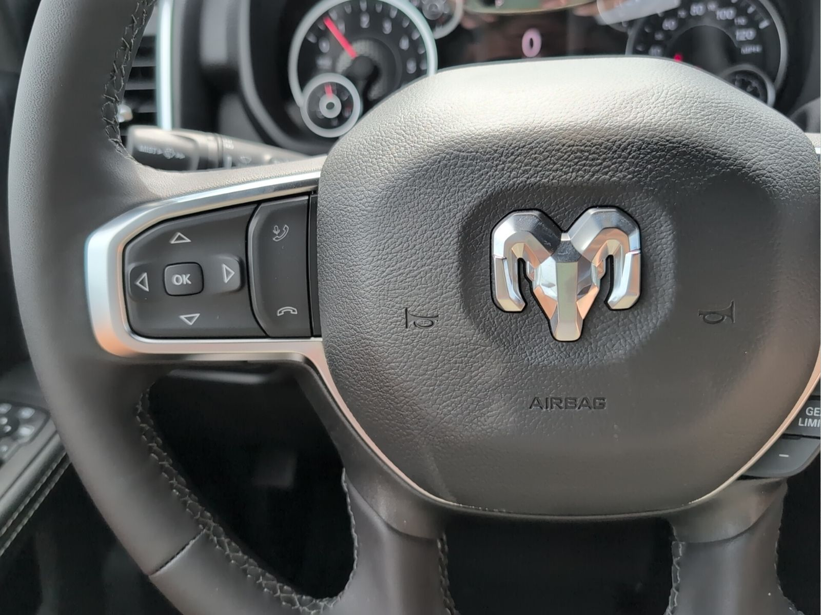 2026 RAM 2500 Big Horn - Photo 10