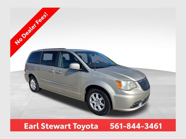 2013 Chrysler Town & Country Touring