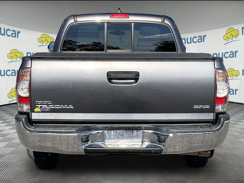 Used 2014 Gray Toyota Base image 5