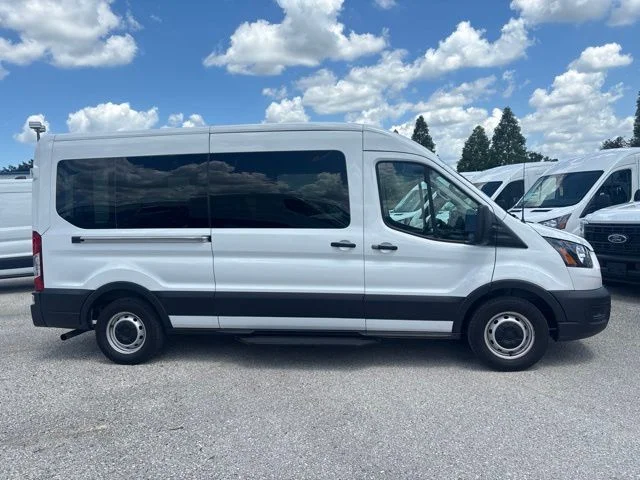 Used 2024 White Ford XL image 4