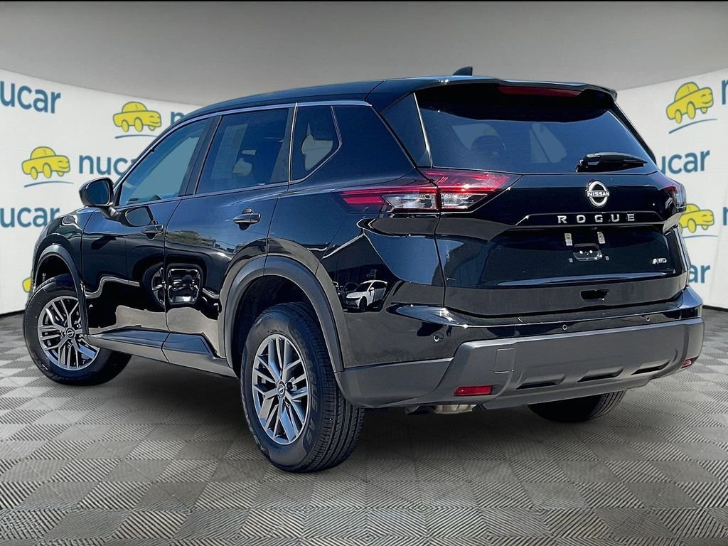 Certified Used 2024 Black Nissan S image 4