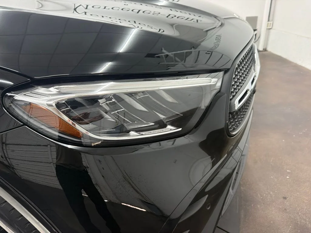 New 2026 Black Mercedes-Benz GLC 300 image 10