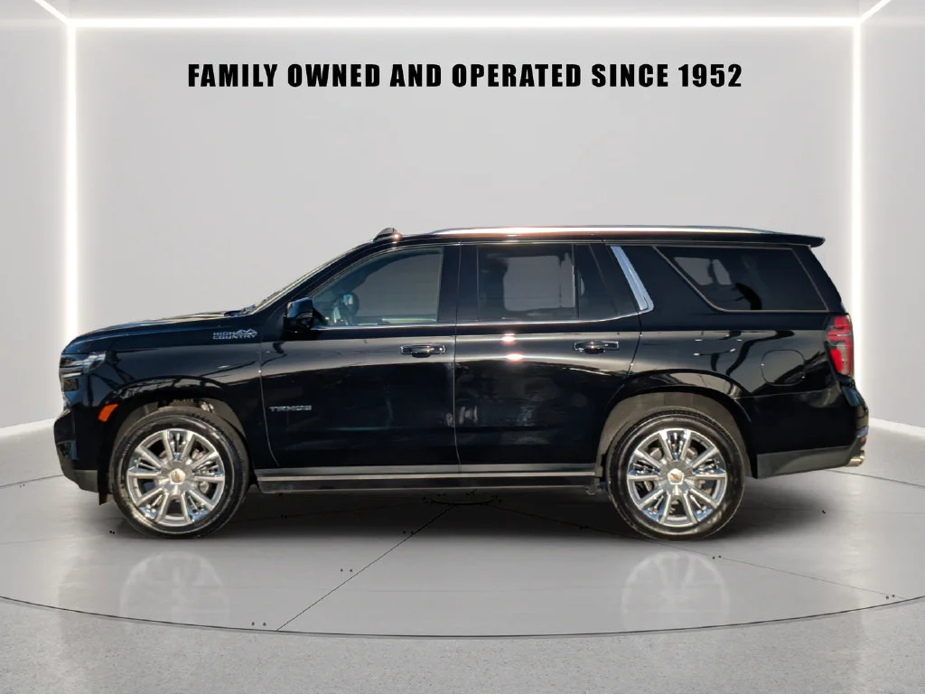 Used 2024 Black Chevrolet High Country image 3