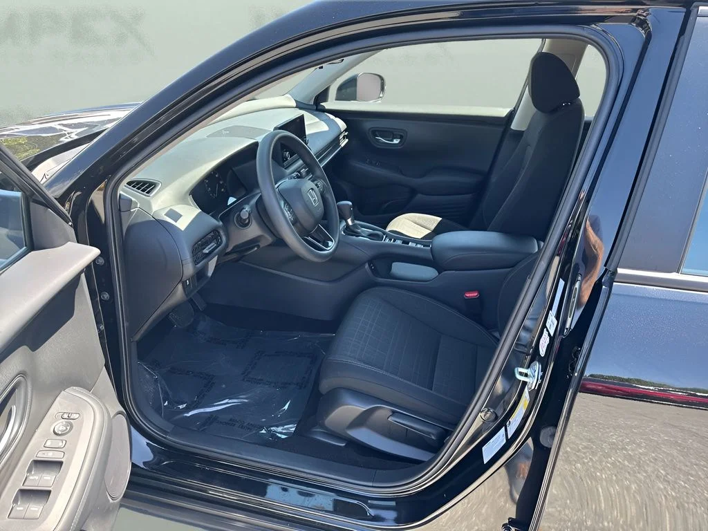 Used 2025 Black Honda LX image 7