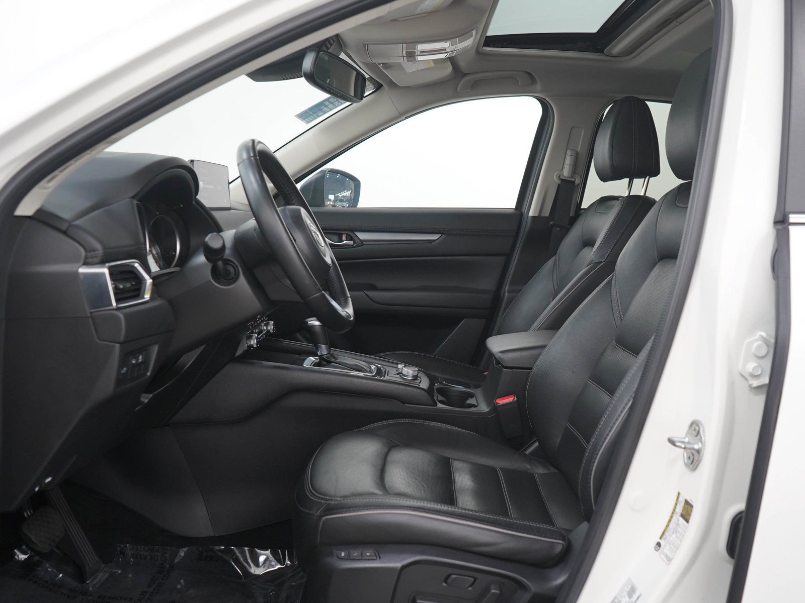 Used 2025 Rhodium White Metallic Mazda 2.5 S Preferred Package image 22