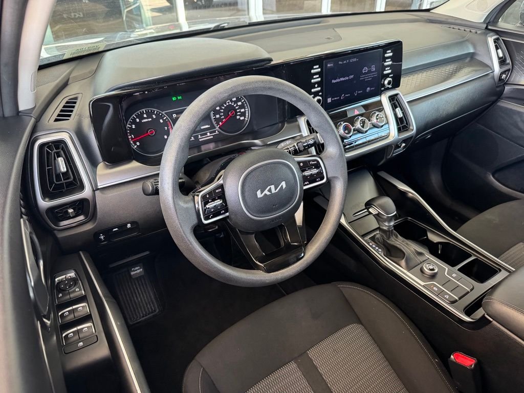 Used 2022 Silver Kia LX image 3