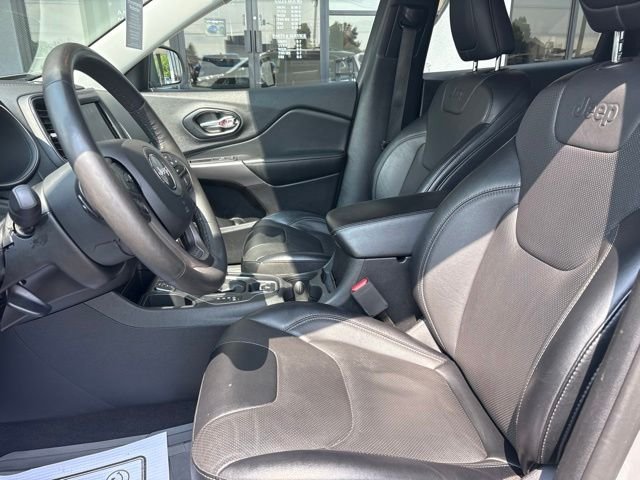 Photo 4