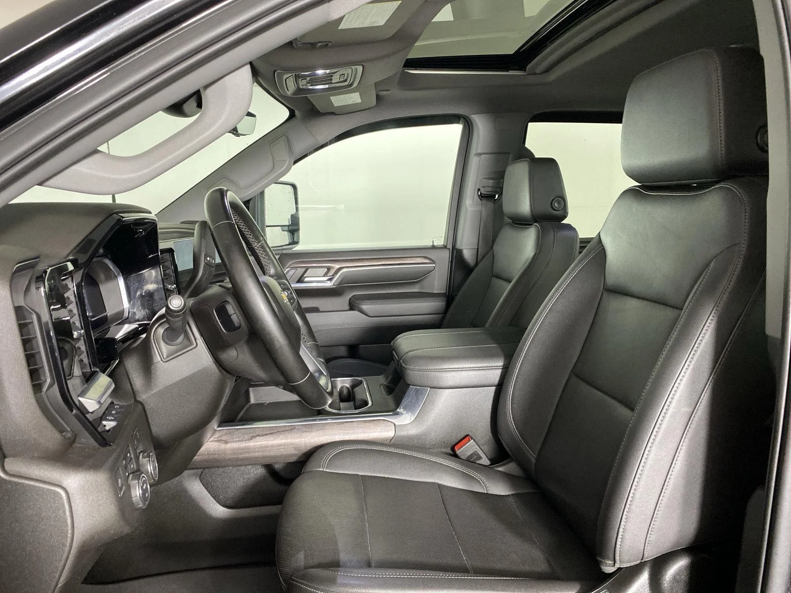 Used 2024 Black Chevrolet LTZ image 10