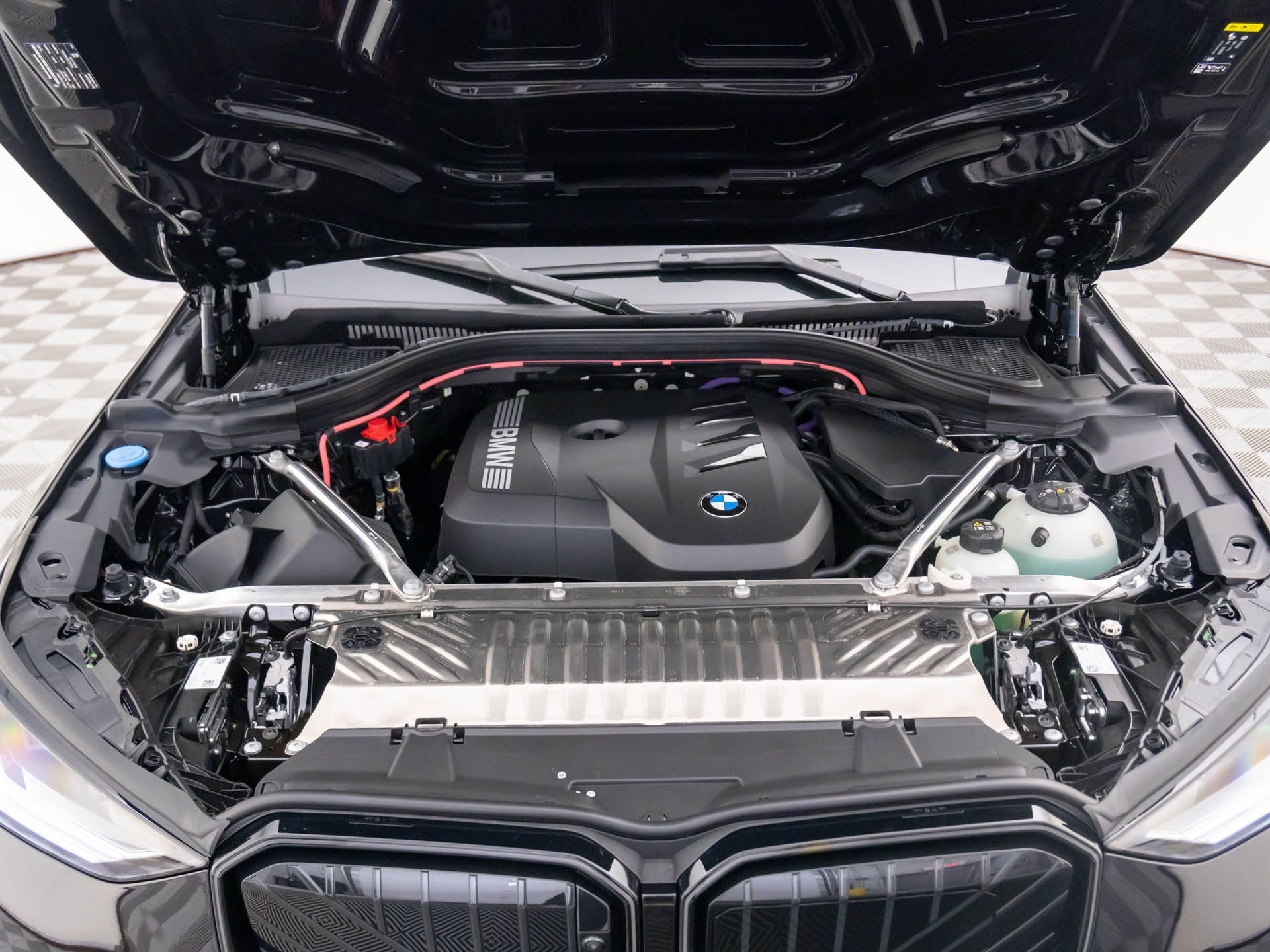 New 2026 Black Sapphire Metallic BMW 30 xDrive image 30