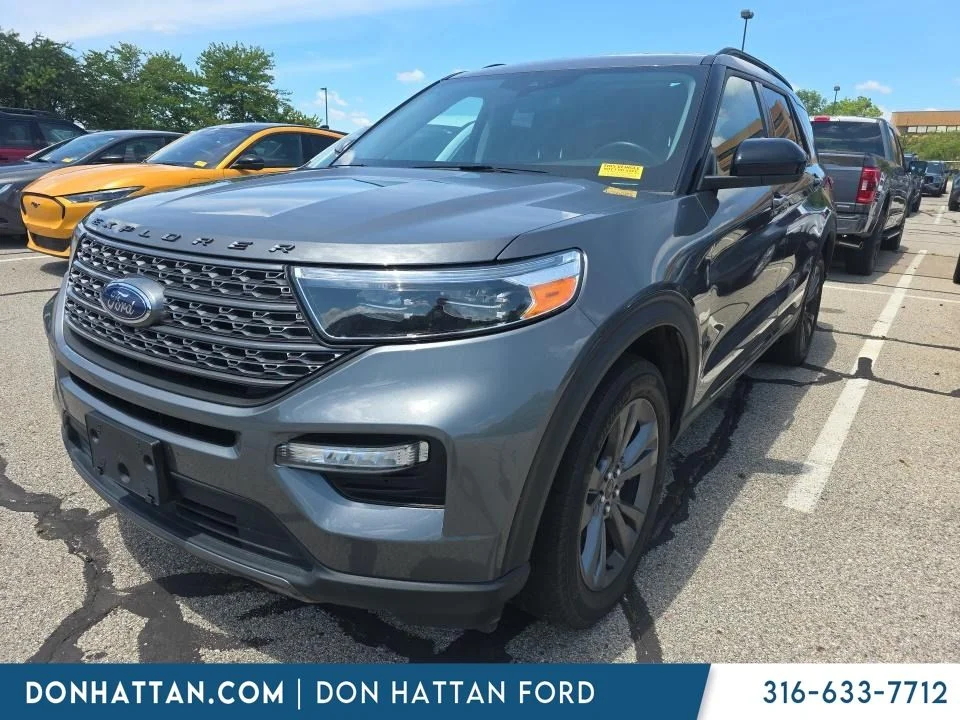Used 2023 Carbonized Gray Metallic Ford XLT image 1