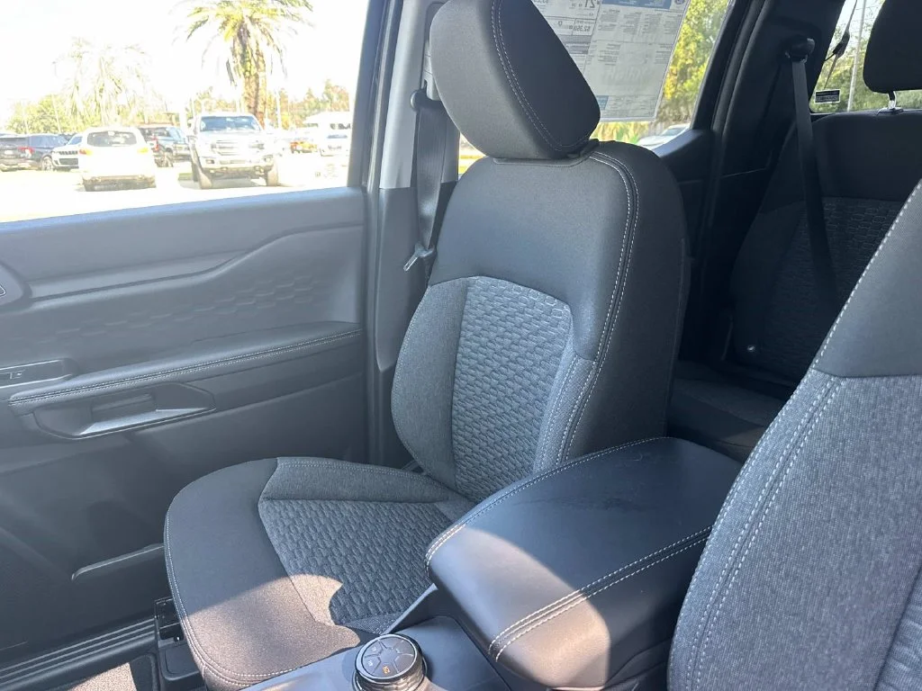 New 2026 Shadow Black Ford XLT image 32