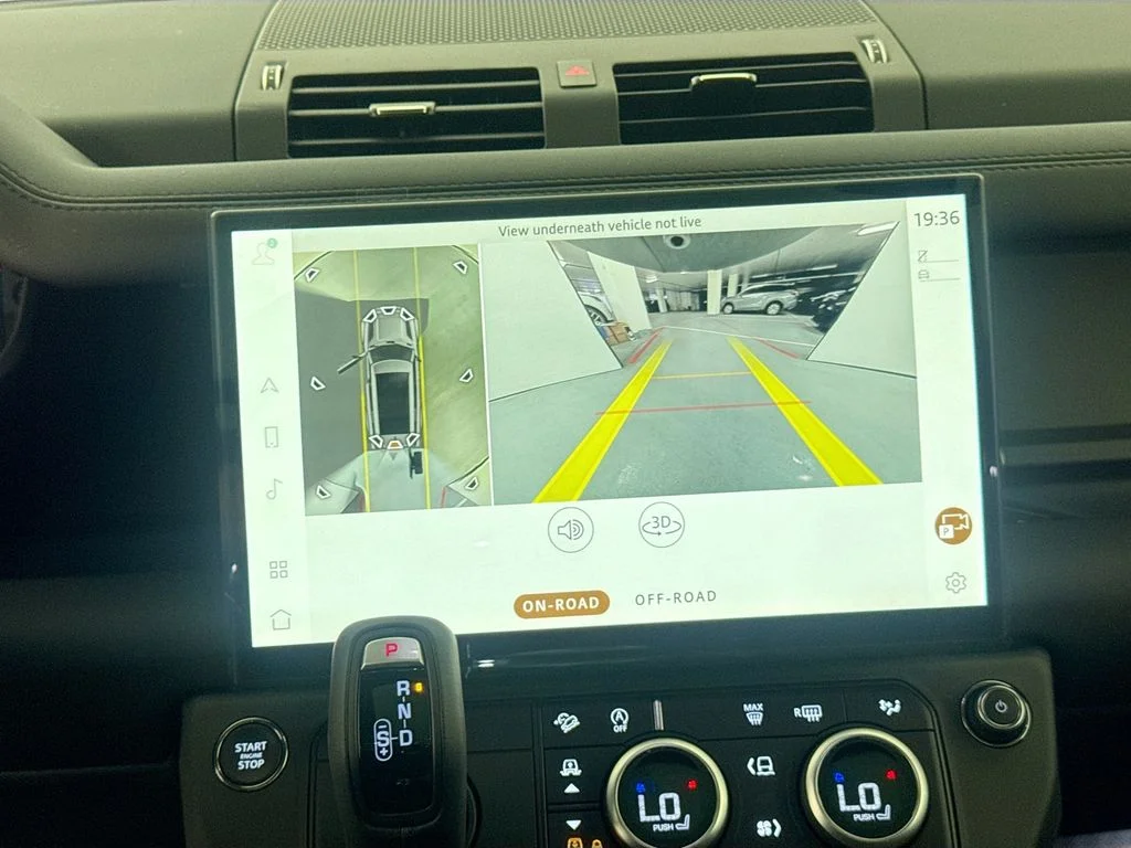 New 2026 Fuji White Land Rover X-Dynamic SE image 14
