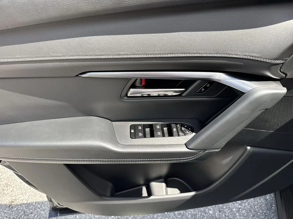 New 2026 Machine Gray Metallic Mazda 2.5 S Select AWD image 40