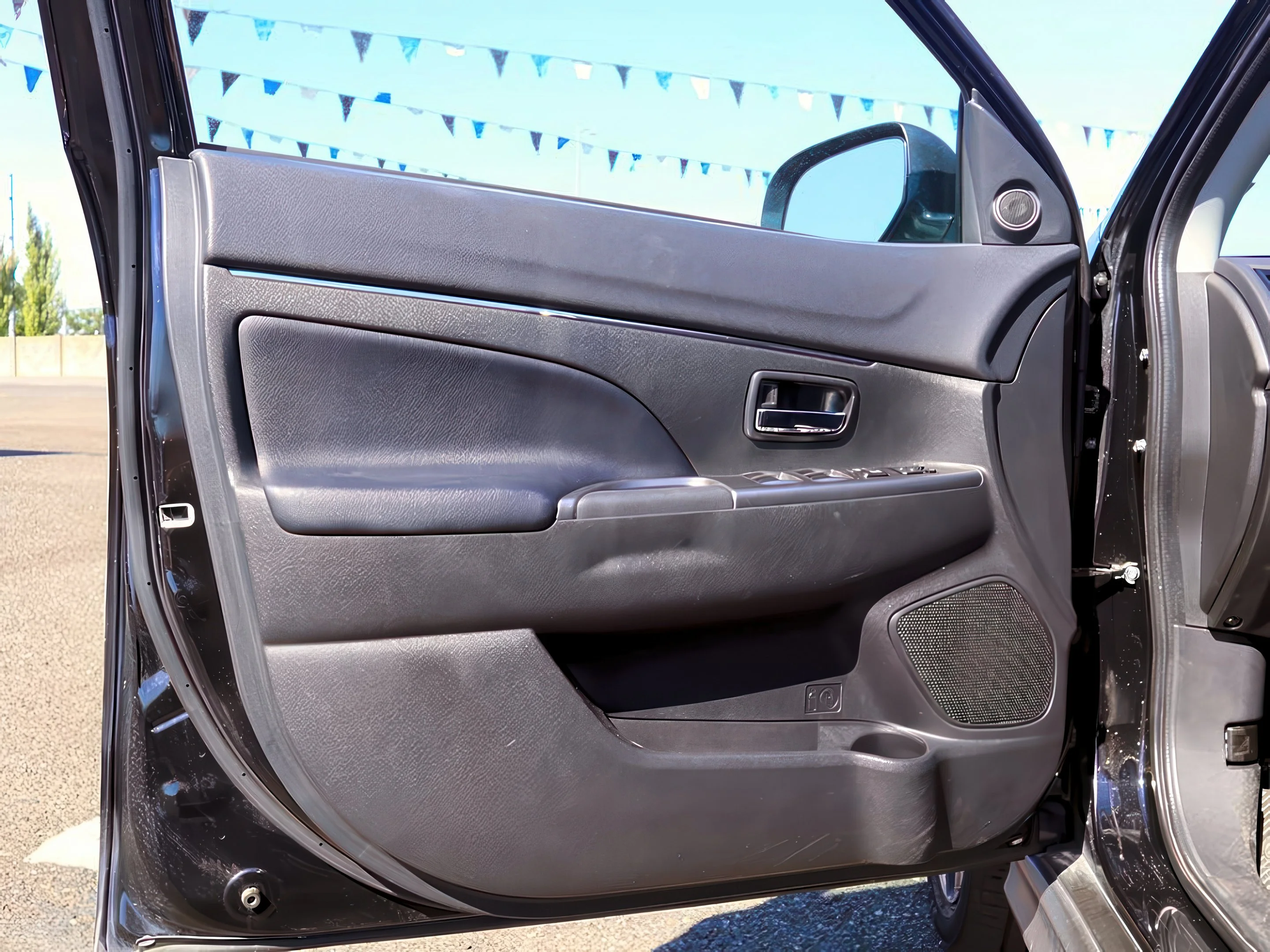 2024 Mitsubishi Outlander Sport SE - Photo 10
