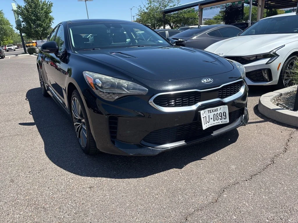 2018 Kia Stinger Premium AWD's photo