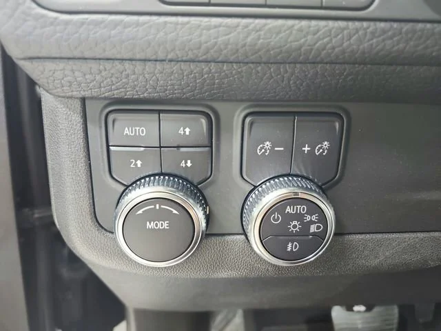 Used 2021 Onyx Black GMC Denali image 29