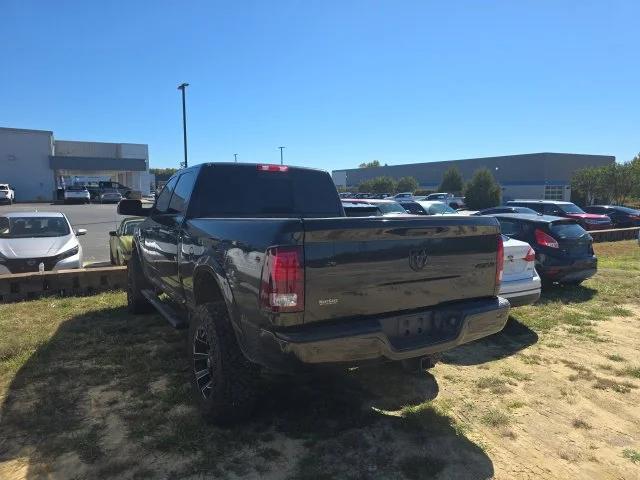 Used 2018 Black Ram Laramie image 6