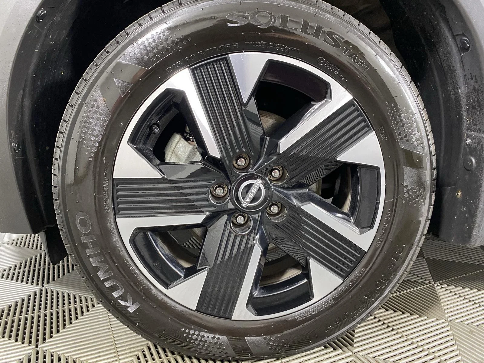Used 2025 Gun Metallic Nissan SV image 11