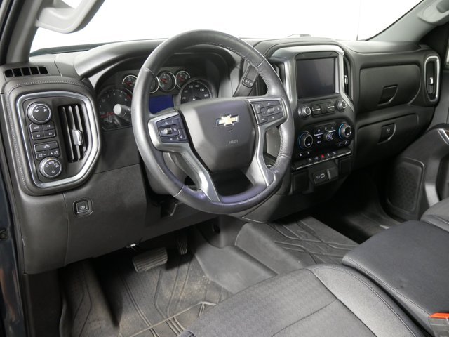 Used 2019 Shadow Gray Metallic Chevrolet Double Cab LT w/ Z71 Off-Road Pkg image 10