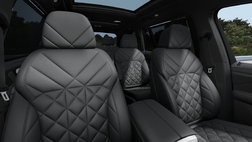 New 2027 Black Sapphire Metallic BMW xDrive40i image 32