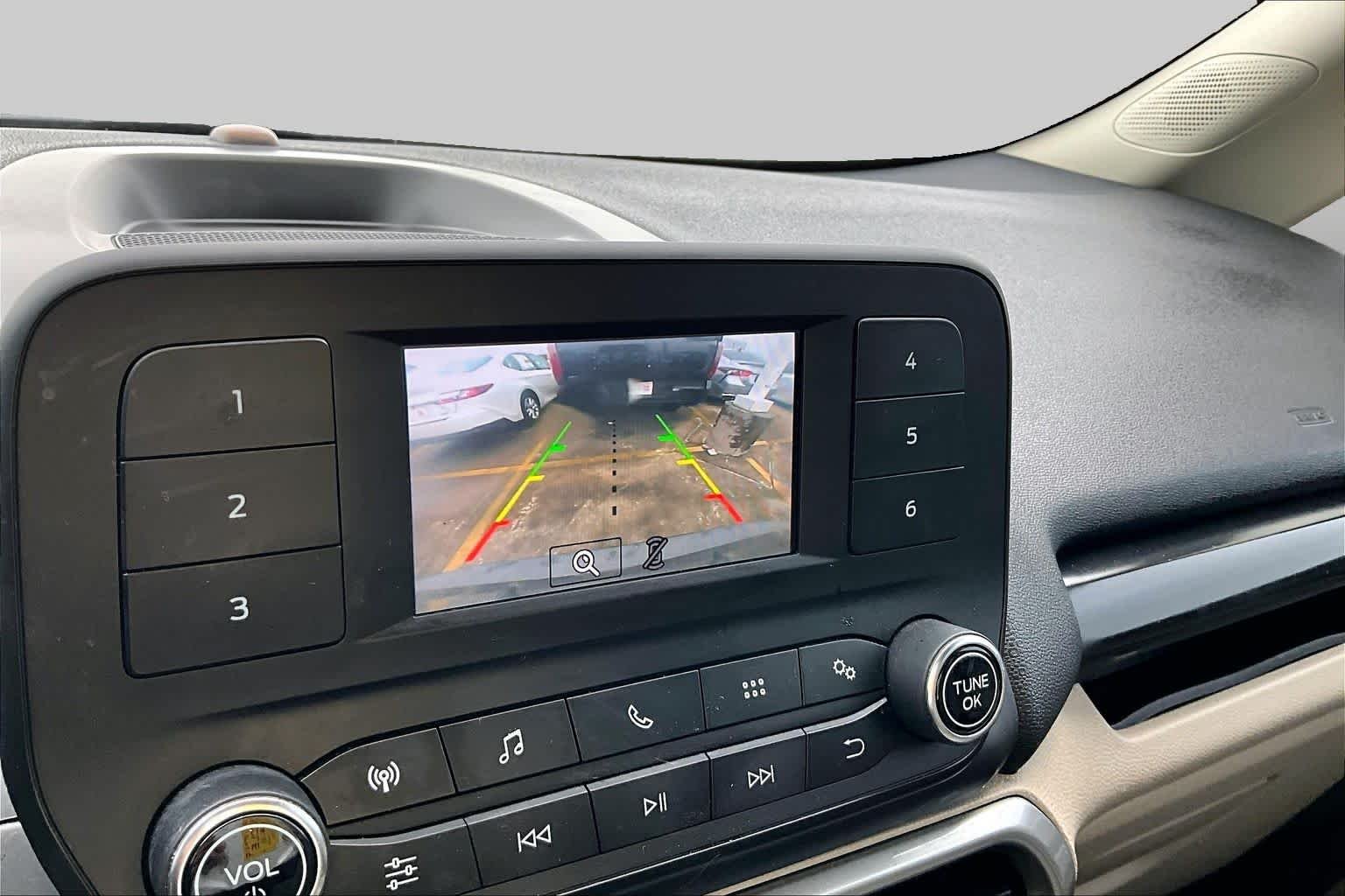 Used 2018 Smoke Metallic Ford S image 26