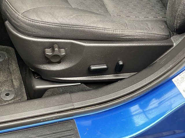 Used 2012 Blue Flame Ford SE image 9
