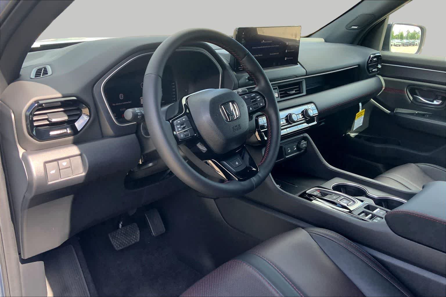 New 2026 Sonic Gray Pearl Honda Black Edition image 6