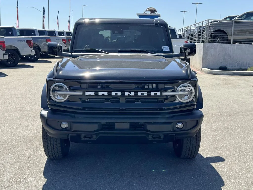 New 2026 Shadow Black Ford Outer Banks® image 2