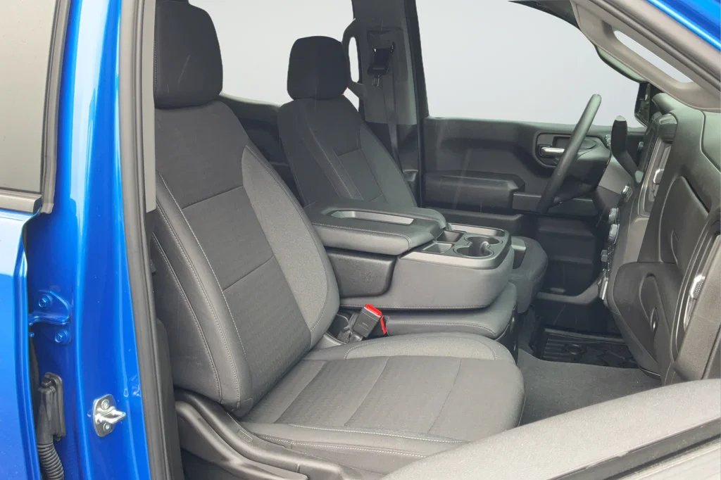 Certified Used 2025 Riptide Blue Metallic Chevrolet Custom image 20