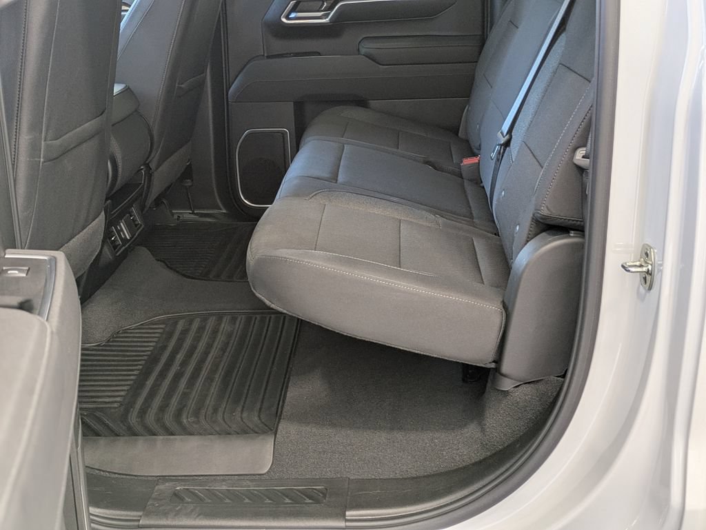 2026 GMC Sierra 1500 SLE - Photo 17