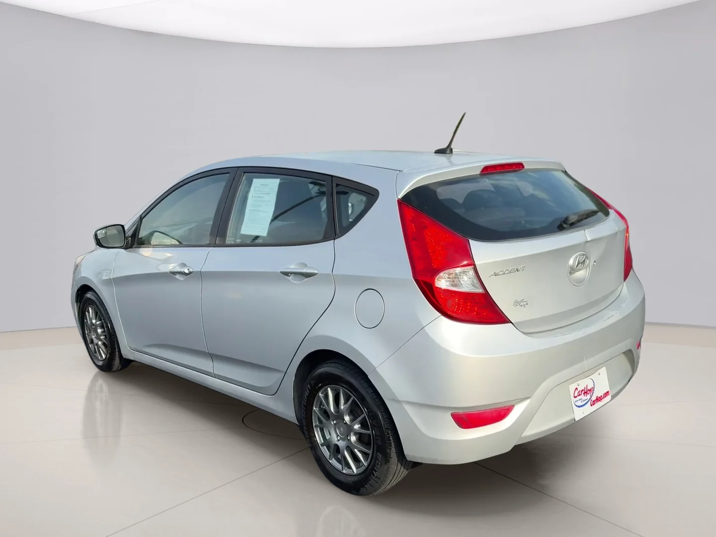 Used 2014 Silver Hyundai GS image 7