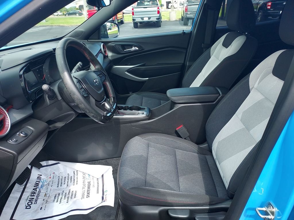 Used 2024 Blue Chevrolet 1RS image 9