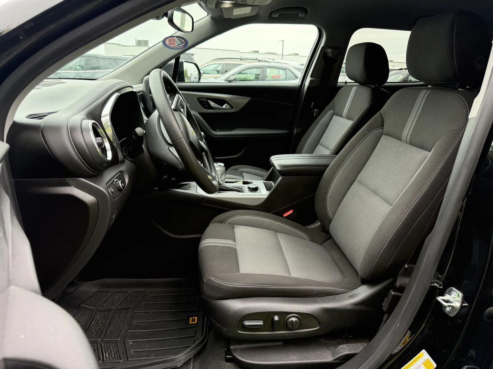 Used 2024 Black Chevrolet 2LT image 4