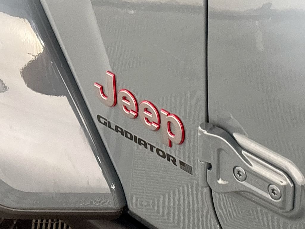 New 2026 Anvil Clear-Coat Exterior Paint Jeep  image 23