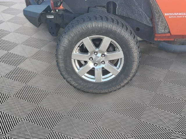 Used 2011 Orange Jeep Unlimited Rubicon image 6