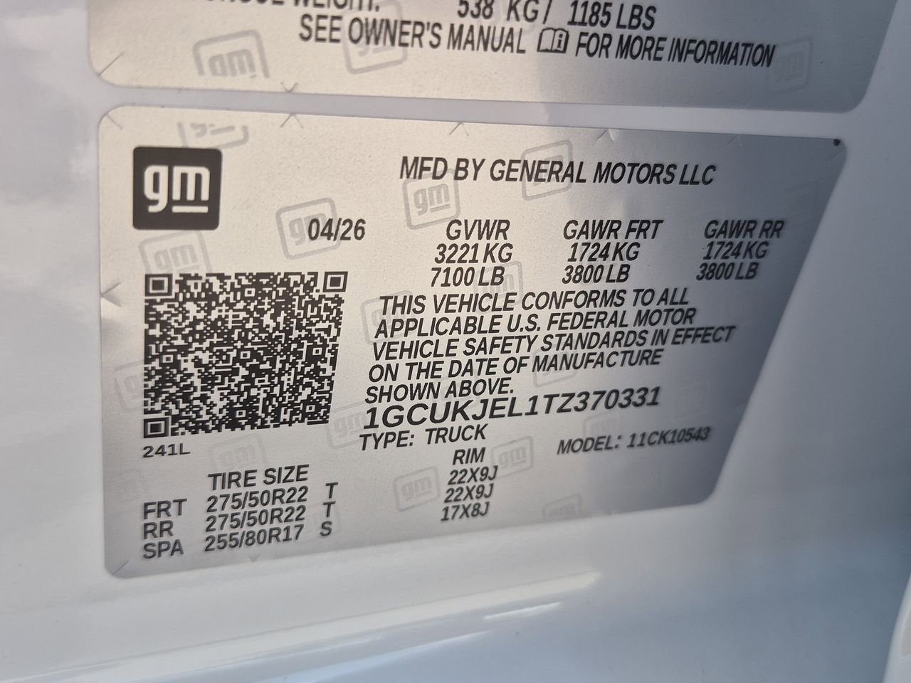 New 2026 Polar White Tricoat Chevrolet High Country image 35