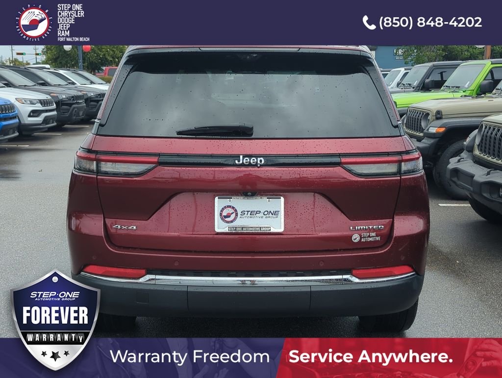 Used 2023 Red Jeep Limited image 5