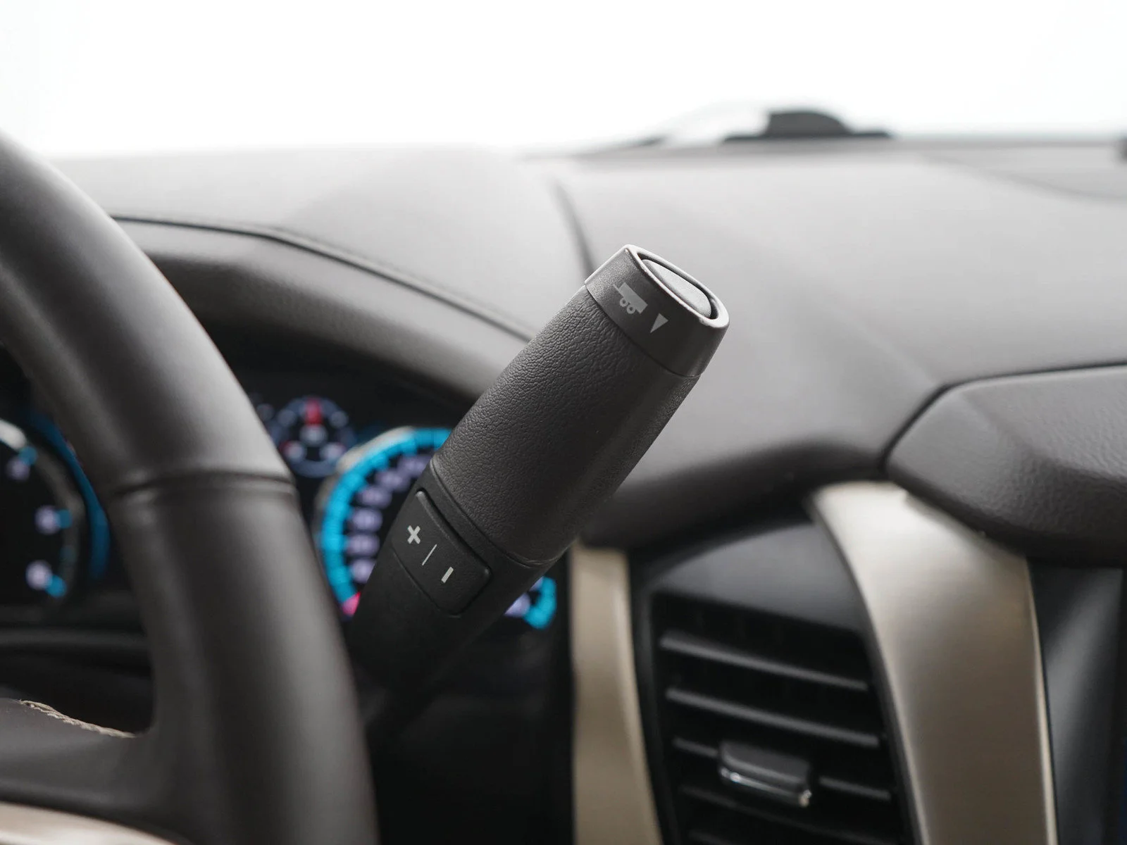 Used 2020 DARK SKY METALLIC GMC Denali image 26