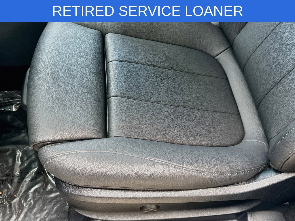 Used 2026 Cirrus Silver Metallic Mercedes-Benz GLB 250 image 19