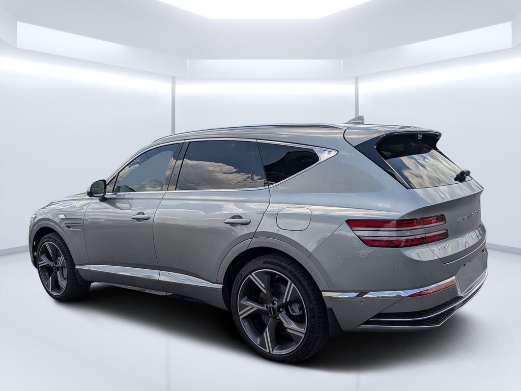 Used 2025 Silver Genesis 3.5T Prestige image 5