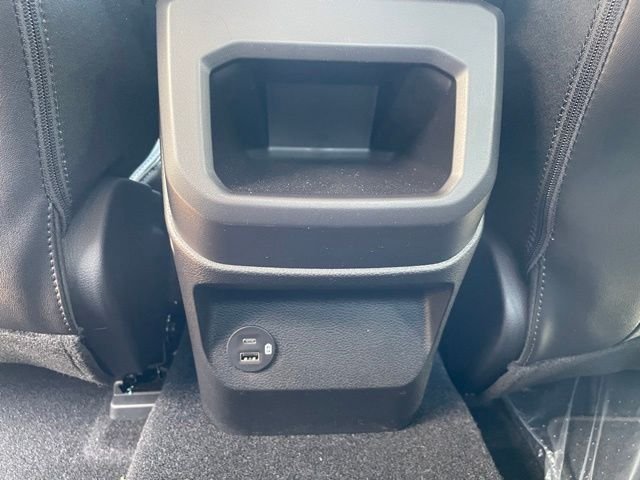 New 2025 CARB GRAY Ford Lariat image 41