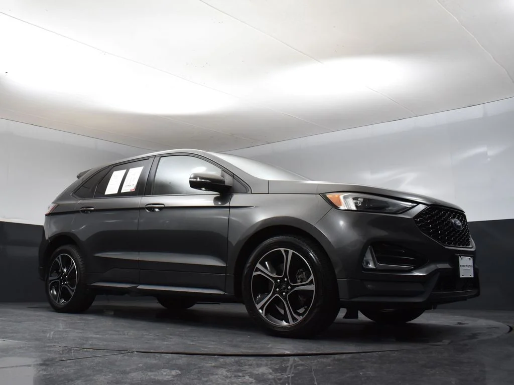 Used 2019 Gray Ford ST image 30