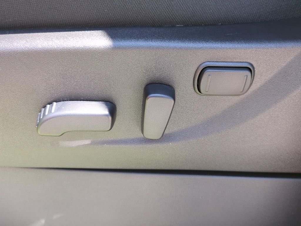 New 2026 Citrus Strike Nissan Crew Cab PRO-X® image 16