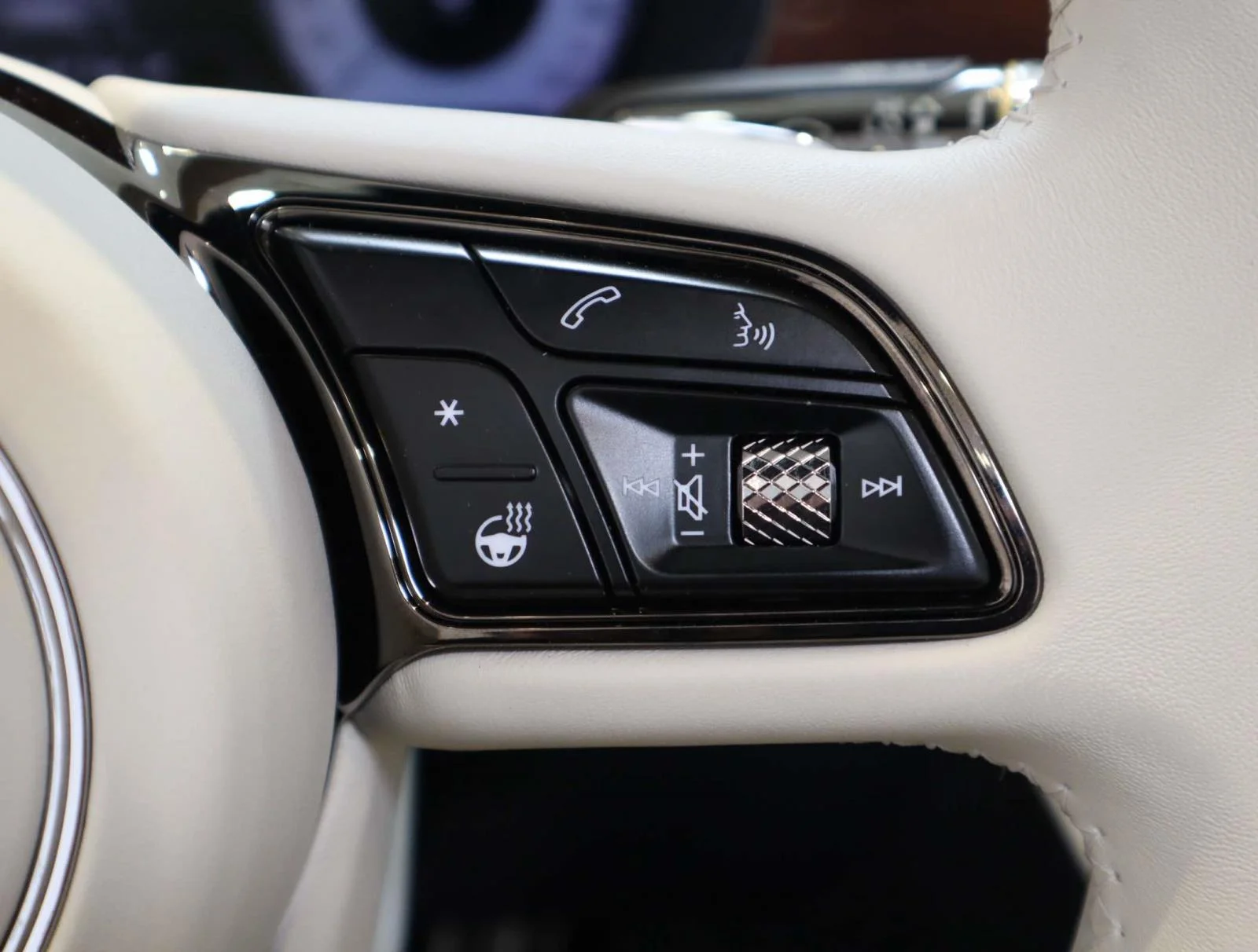 Used 2025 Glacier White Bentley GT Speed Convertible image 27