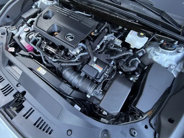 2024 Lexus ES Hybrid 300h - Photo 29