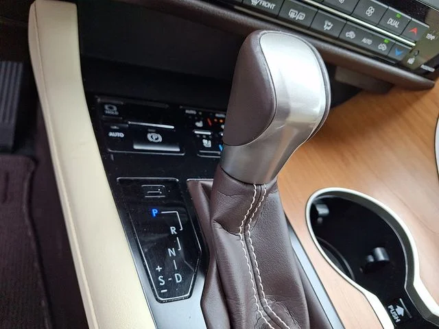 Used 2019 Gray Lexus 350 image 22