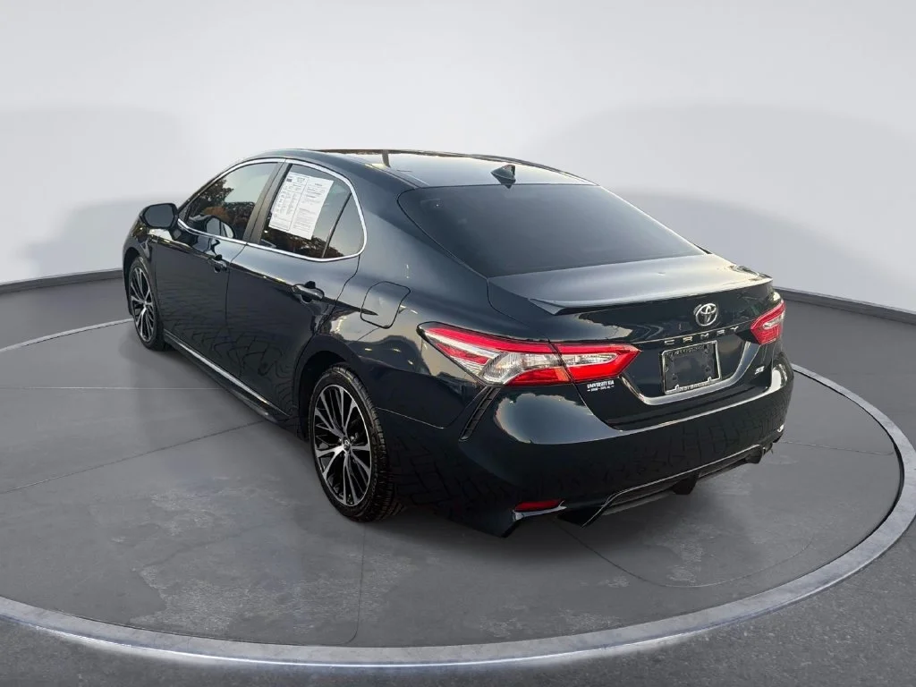 Used 2019 Blue Toyota SE image 5