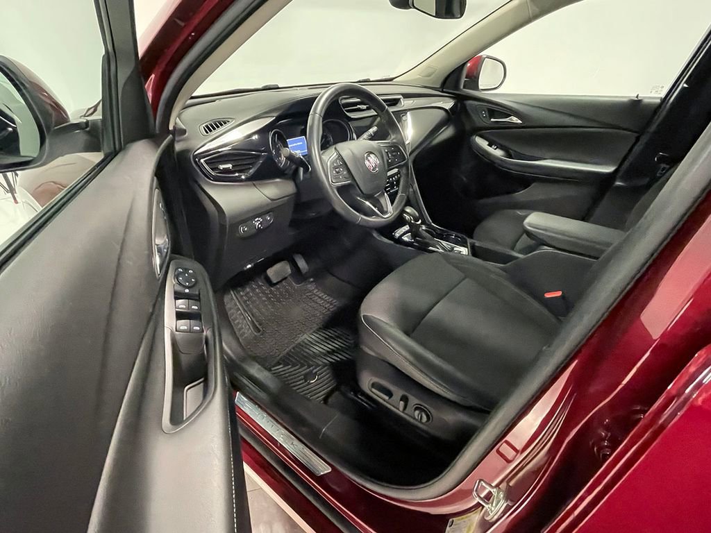 Used 2023 Cinnabar Metallic Buick Select image 19