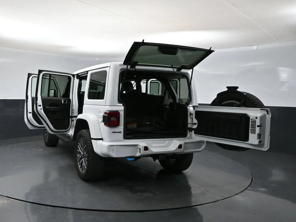 Used 2024 White Jeep High Altitude 4xe image 40